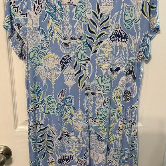 Lilly Pulitzer Blue and White T-shirt Dress - Picture 3 of 3